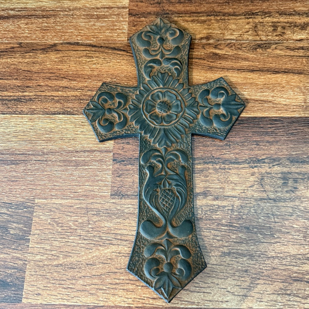 Crosses and Angel - Picture 4 of 16